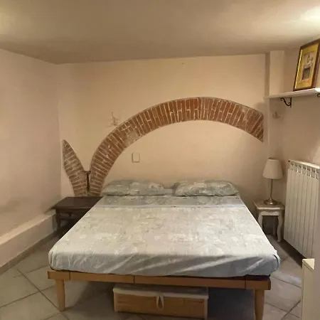 Apartment Incantevole Monolocale A Nel Centro Storico - Estateguard Group